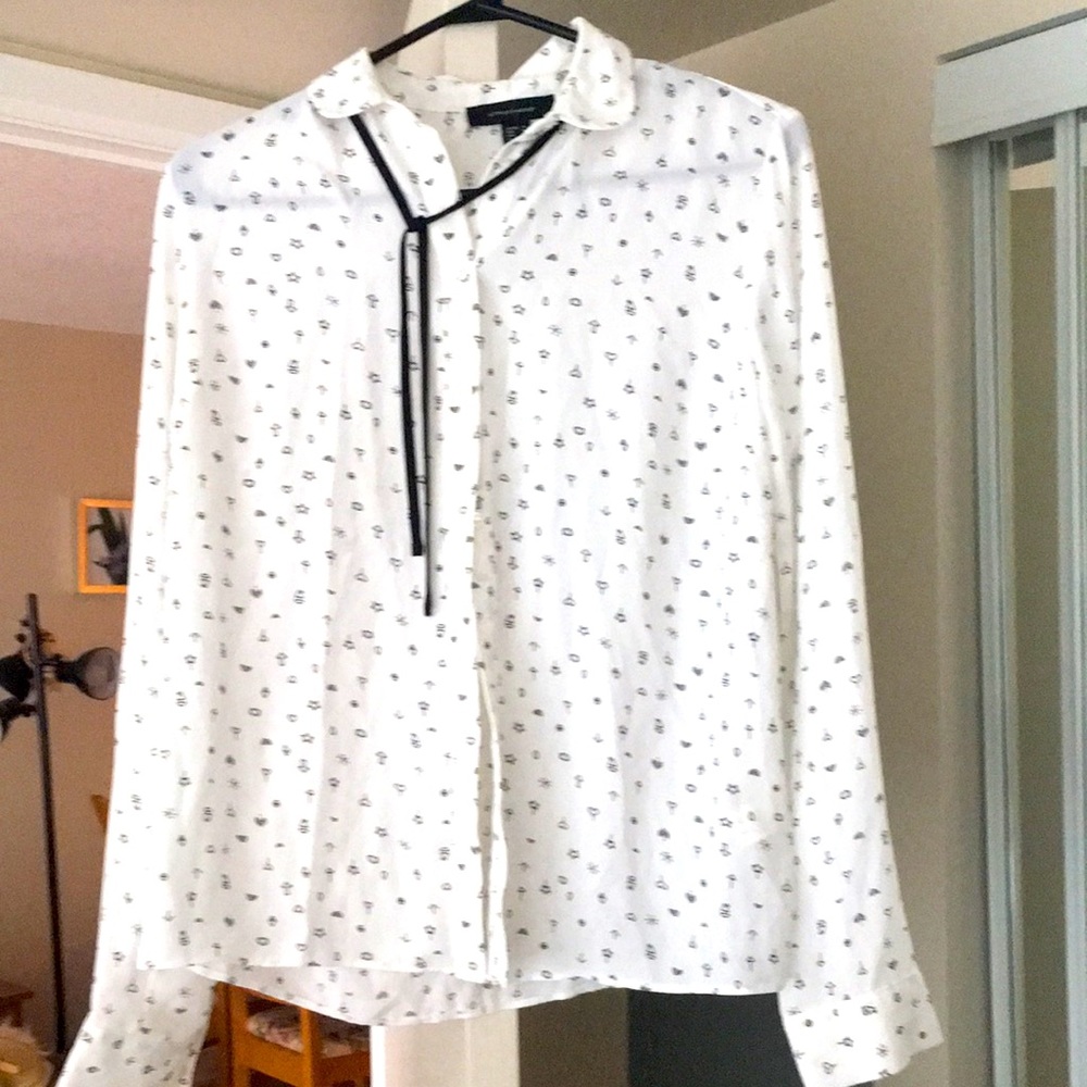 Blouse, white with black designs